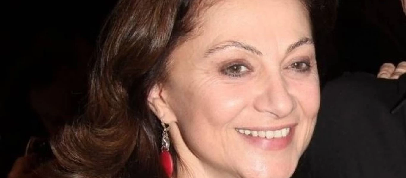 O γιος της Φιλαρέτης Κομνηνού κάνει το τηλεοπτικό του ντεμπούτο - Πως αποφάσισε να γίνει ηθοποιός; (φωτο)